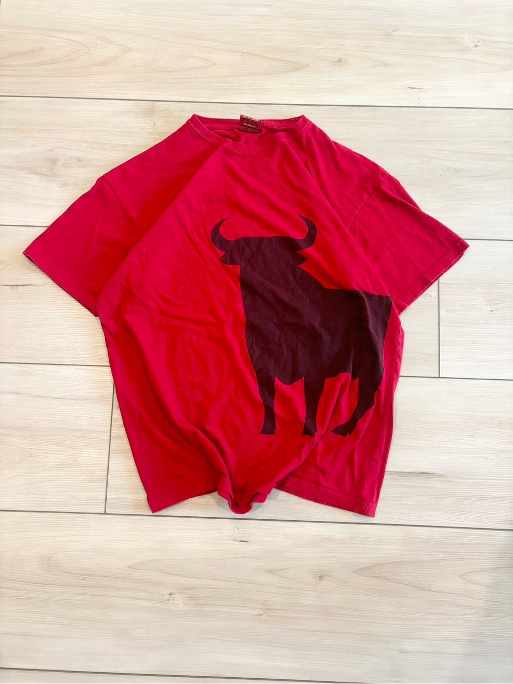 Toro Y2K skater grunge Red Bull Graphic Men’s Short Sleeve summer T-Shirt